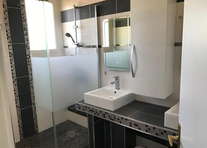 Hébergement de vacances La Surprise D'elie